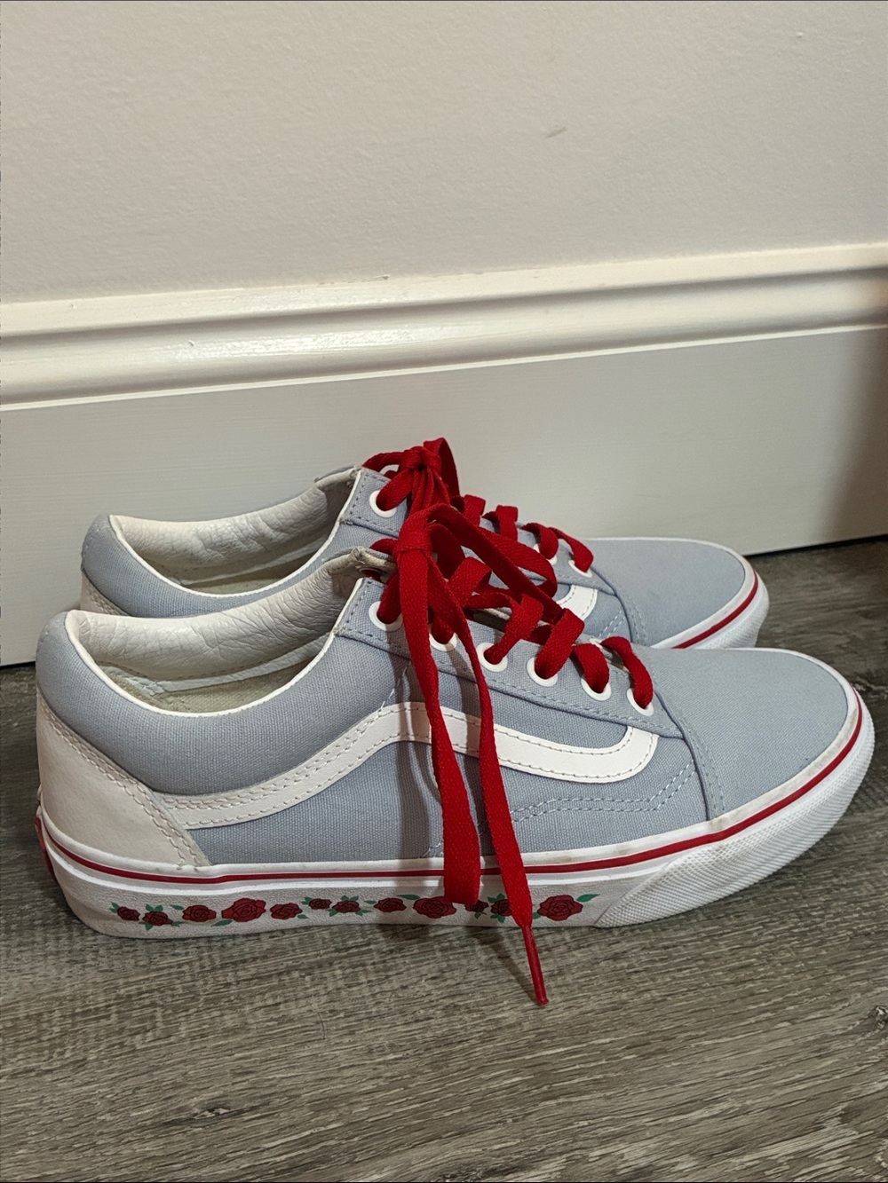 Vans Custom Skool Classic low-top silhouette canvas rose floral side stripe 7.5W